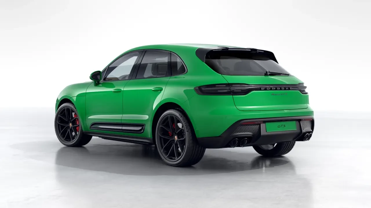 2026 Porsche Macan - Image 24 of 30