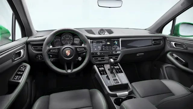 2026 Porsche Macan - Image 30 of 30