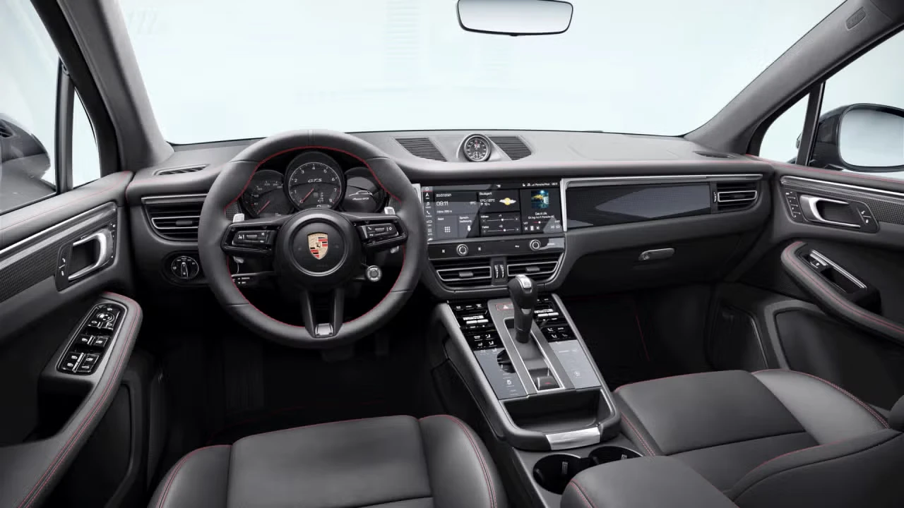 2026 Porsche Macan GTS - Image 28 of 30