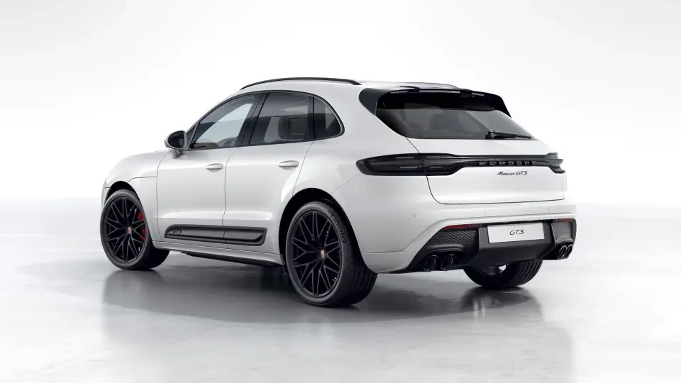 2026 Porsche Macan GTS - Image 23 of 30