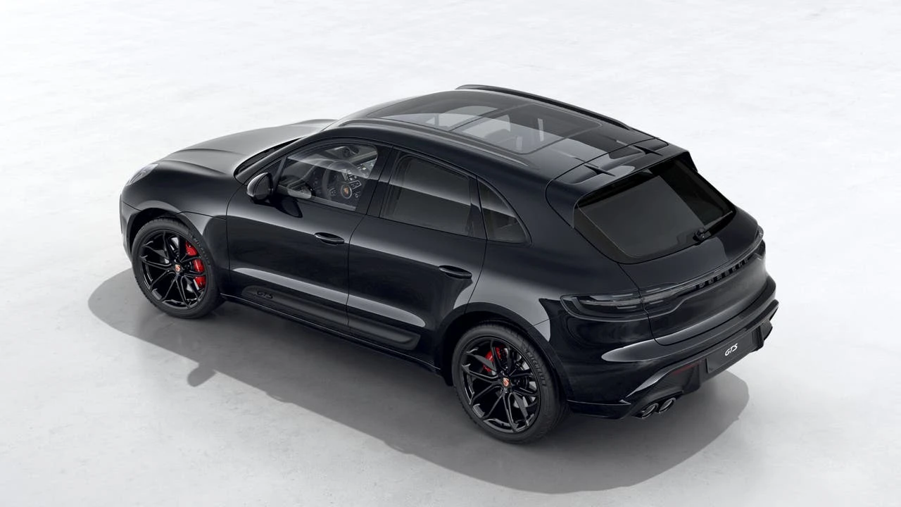 2026 Porsche Macan GTS - Image 4 of 10