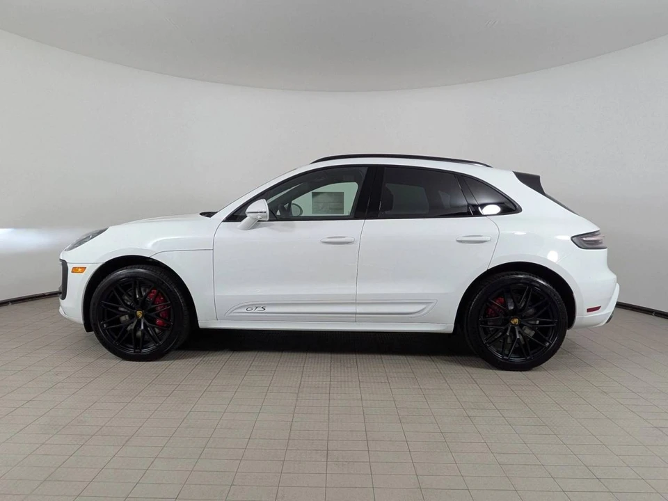 2026 Porsche Macan GTS - Image 2 of 4