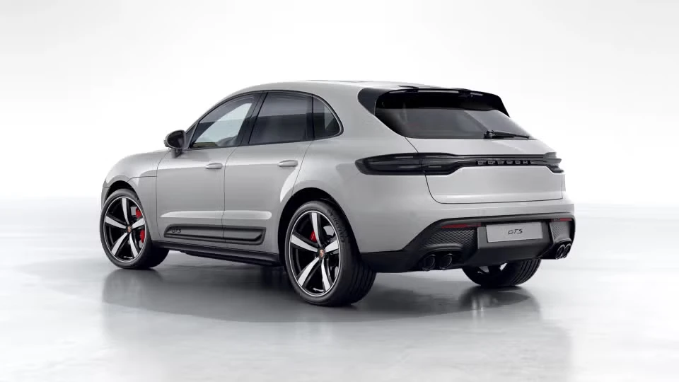 2026 Porsche Macan GTS - Image 19 of 30