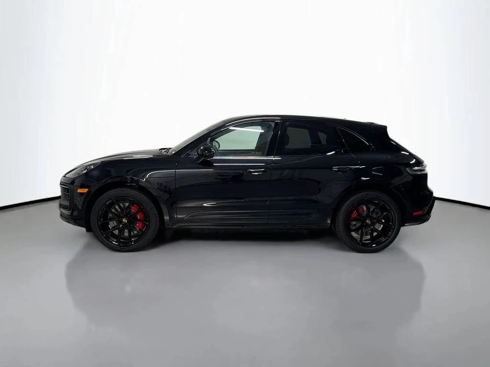 2026 Porsche Macan GTS - Image 2 of 5
