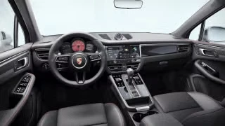 2026 Porsche Macan GTS - Image 25 of 31