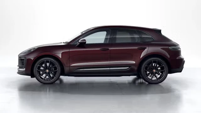 2026 Porsche Macan GTS - Image 10 of 31