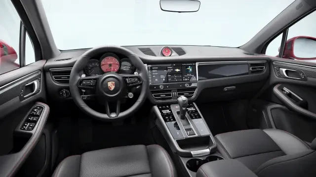 2026 Porsche Macan - Image 30 of 30