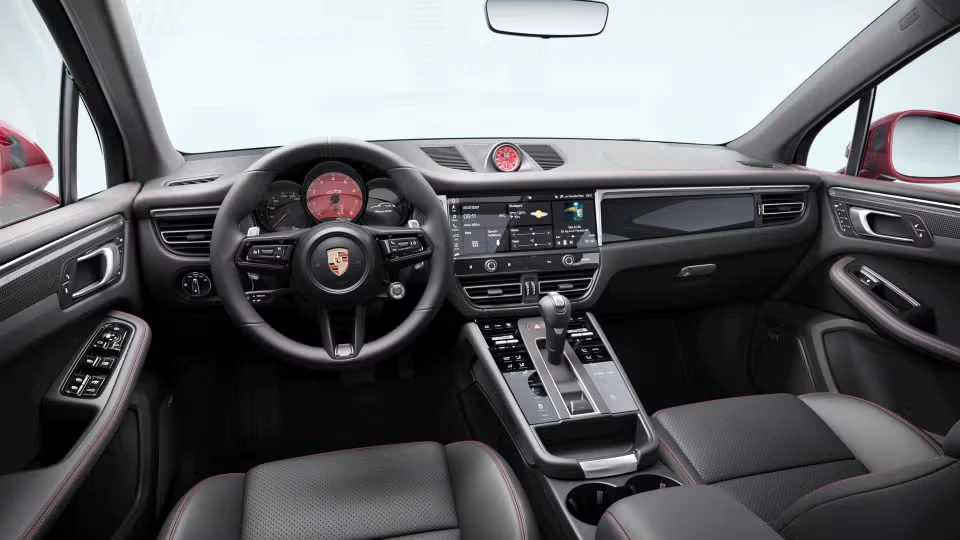 2026 Porsche Macan - Image 27 of 30