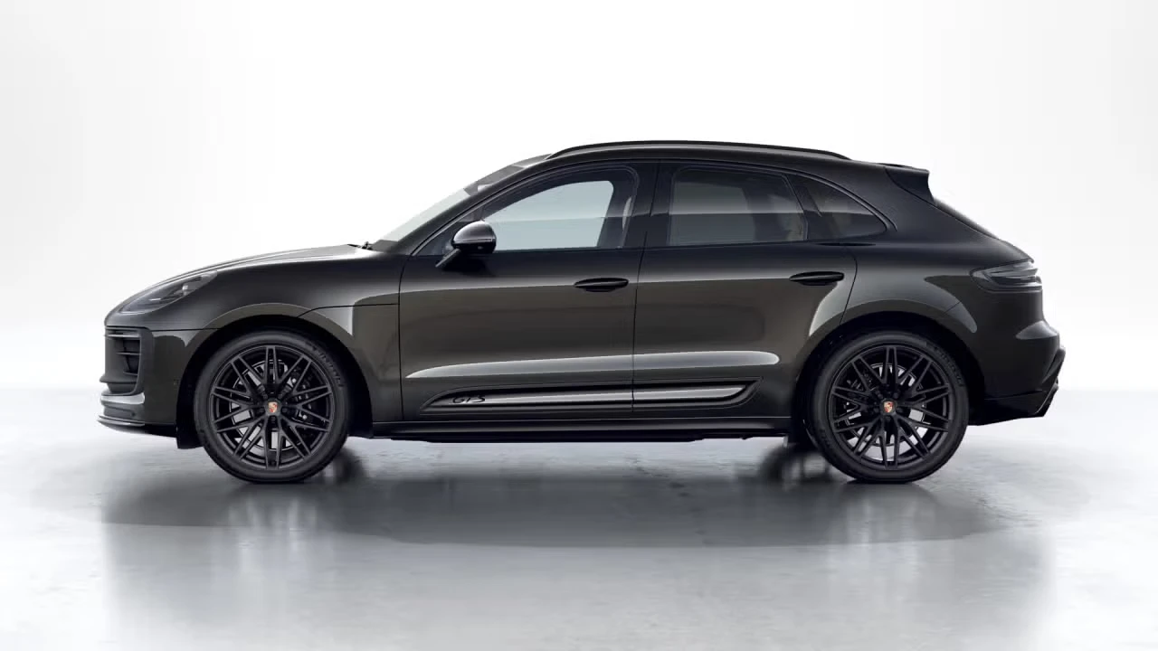 2026 Porsche Macan GTS - Image 12 of 30