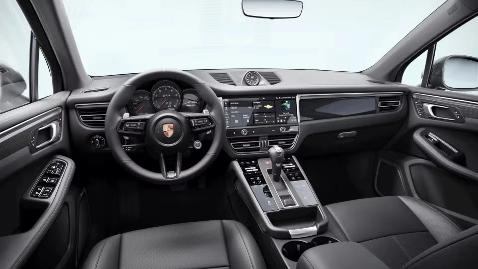 2026 Porsche Macan GTS - Image 27 of 30