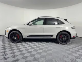 2026 Porsche Macan GTS - Image 9 of 31