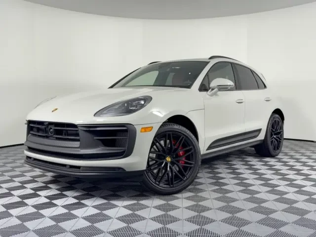 2026 Porsche Macan GTS - Image 6 of 31