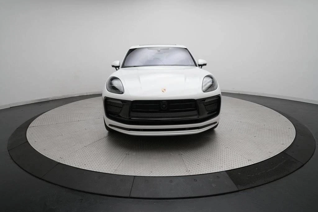 2026 Porsche Macan GTS - Image 2 of 4
