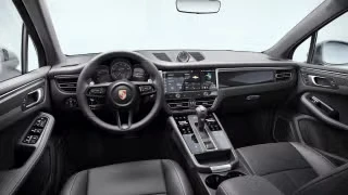 2026 Porsche Macan GTS - Image 25 of 30