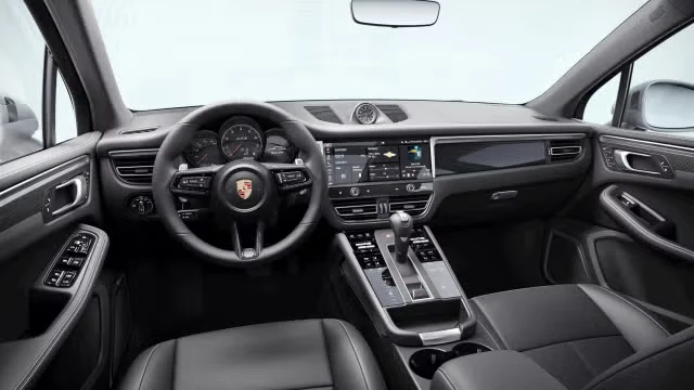 2026 Porsche Macan GTS - Image 26 of 30