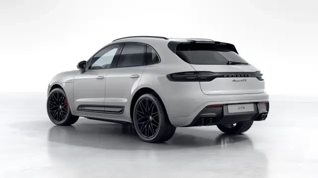 2026 Porsche Macan GTS - Image 22 of 30