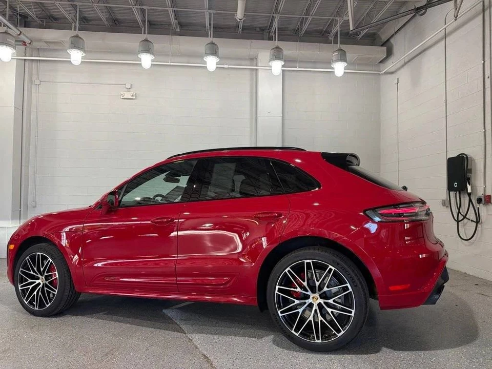 2026 Porsche Macan GTS - Image 3 of 5