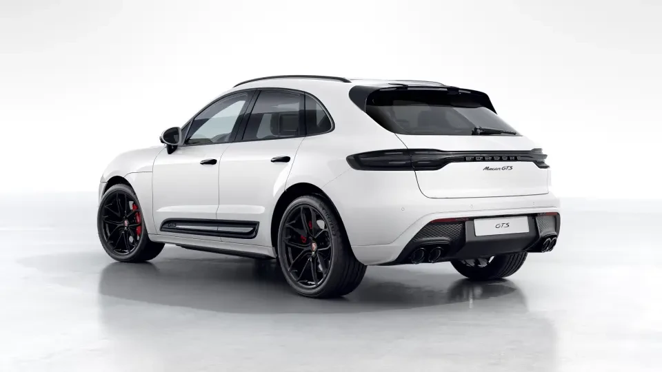 2026 Porsche Macan GTS - Image 23 of 31