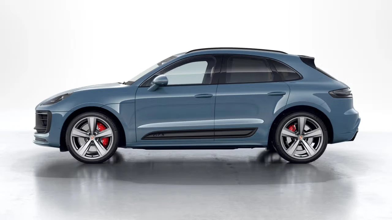 2026 Porsche Macan GTS - Image 12 of 30