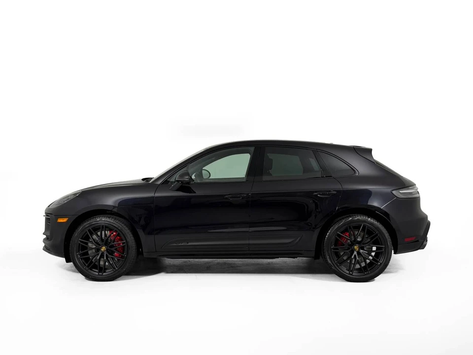 2026 Porsche Macan GTS - Image 2 of 4