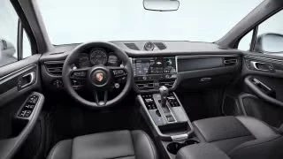 2026 Porsche Macan GTS - Image 25 of 30