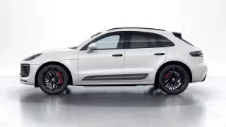 2026 Porsche Macan - Image 9 of 30