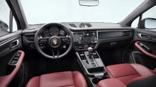 2026 Porsche Macan GTS - Image 25 of 30