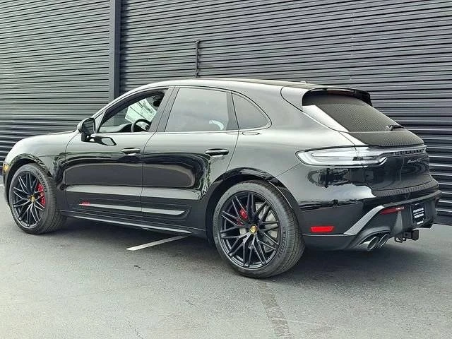 2026 Porsche Macan GTS - Image 3 of 4