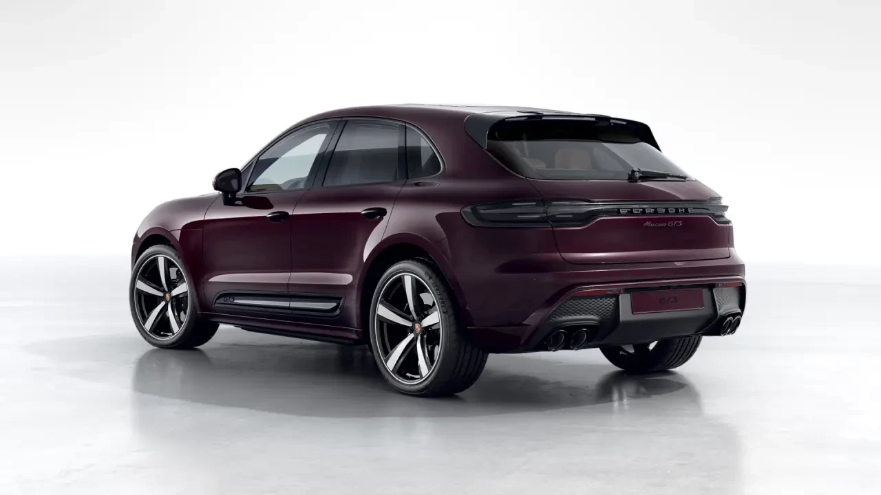 2026 Porsche Macan GTS - Image 24 of 31