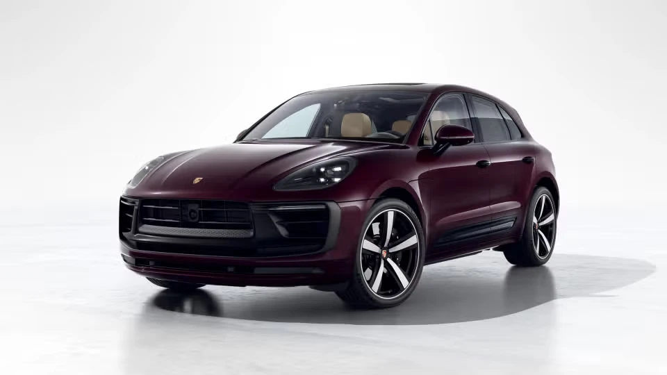 2026 Porsche Macan GTS - Image 3 of 31