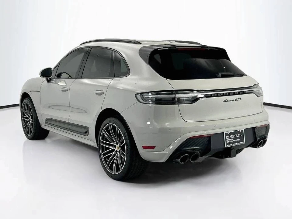 2026 Porsche Macan GTS - Image 3 of 4