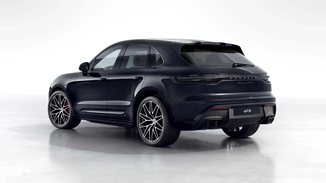 2026 Porsche Macan GTS - Image 24 of 31