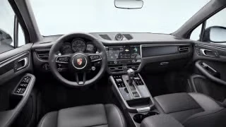 2026 Porsche Macan GTS - Image 25 of 31