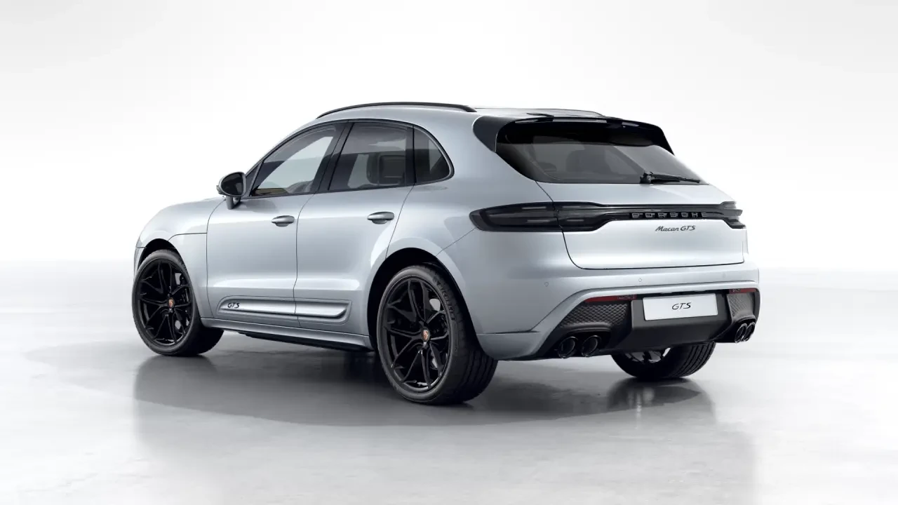 2026 Porsche Macan GTS - Image 24 of 31
