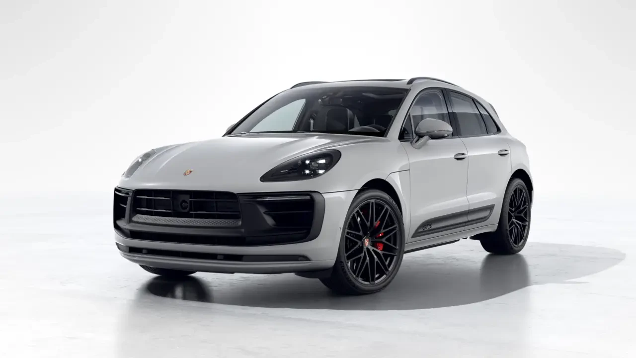 2026 Porsche Macan GTS - Image 8 of 31