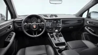 2026 Porsche Macan GTS - Image 29 of 31