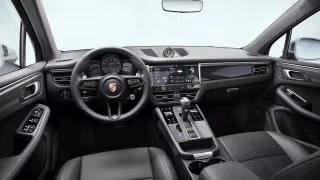 2026 Porsche Macan - Image 25 of 30