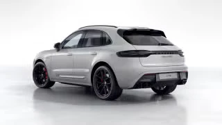 2026 Porsche Macan - Image 17 of 30