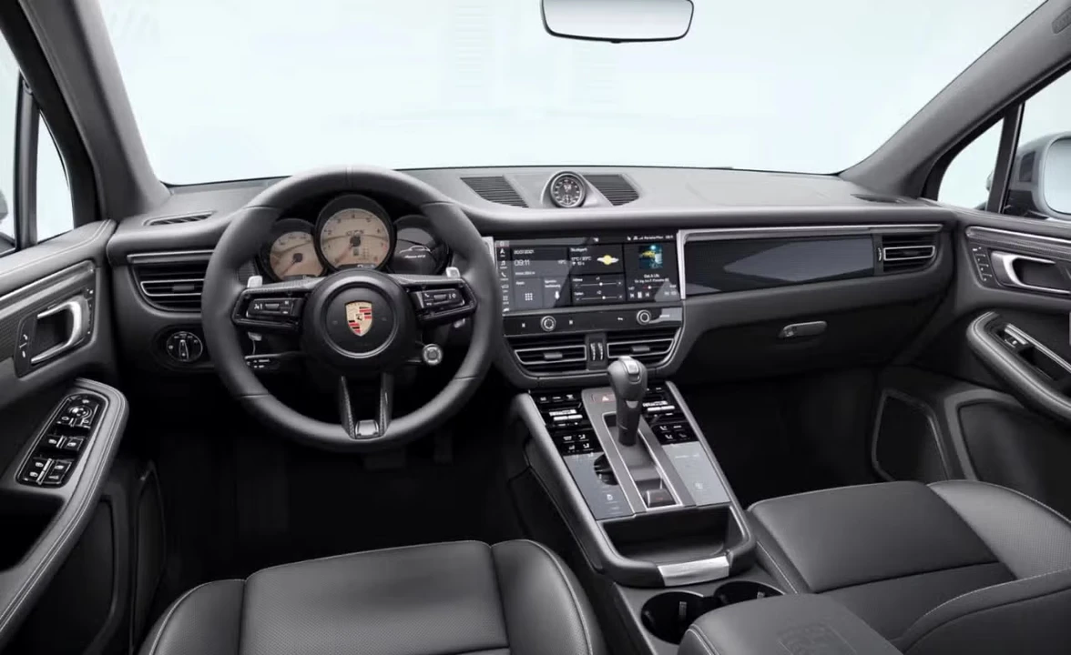 2026 Porsche Macan GTS - Image 28 of 31