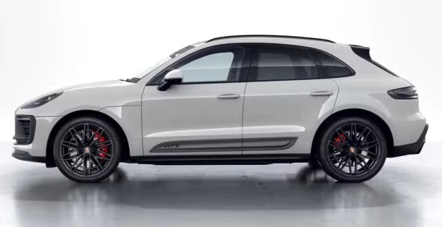 2026 Porsche Macan GTS - Image 10 of 31
