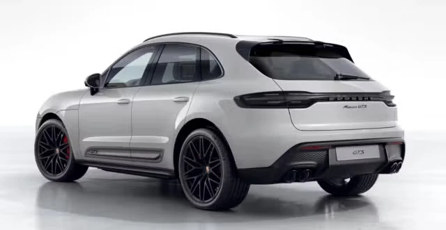 2026 Porsche Macan GTS - Image 18 of 31
