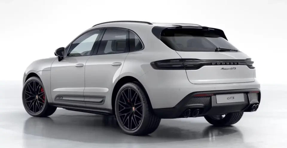 2026 Porsche Macan GTS - Image 23 of 31