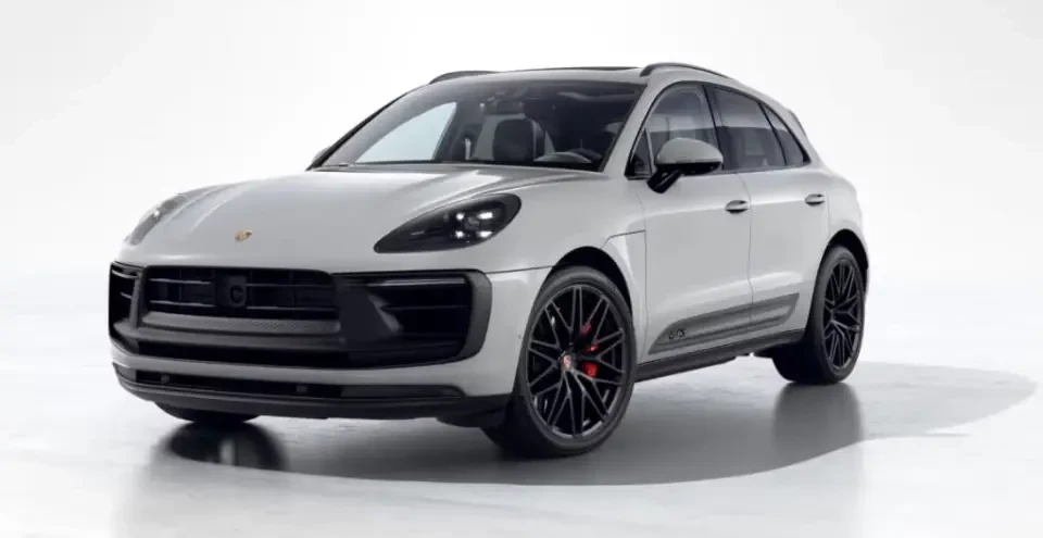 2026 Porsche Macan GTS - Image 7 of 31