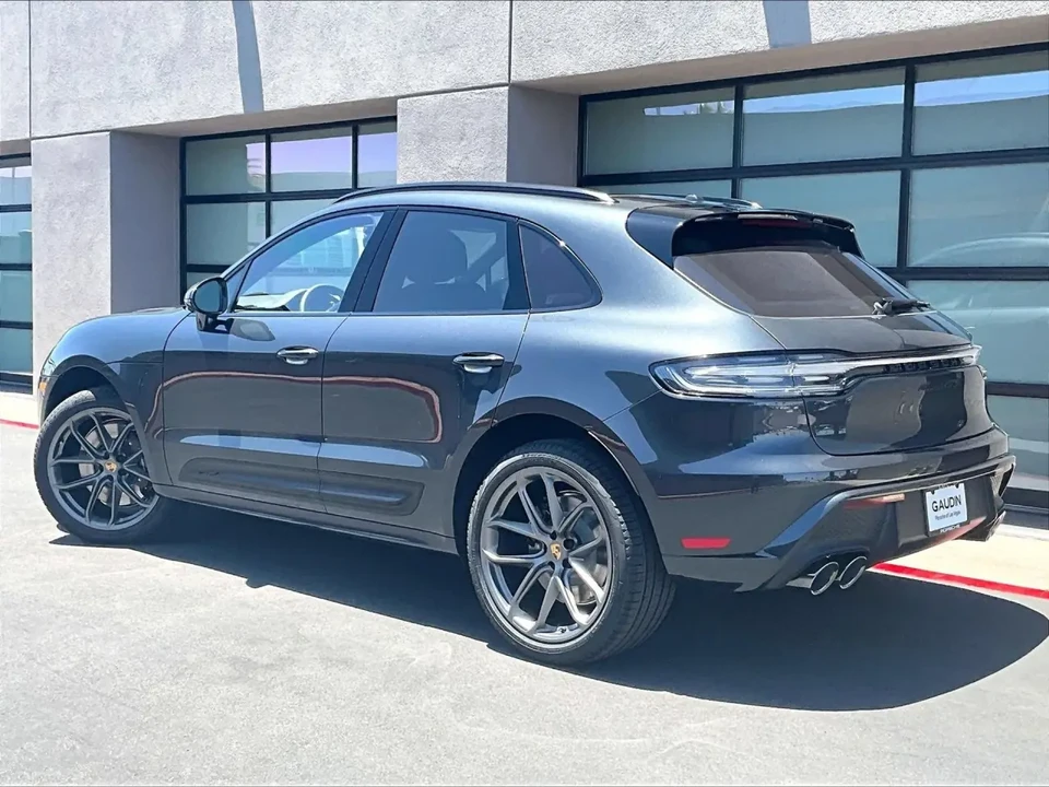 2026 Porsche Macan GTS - Image 24 of 31