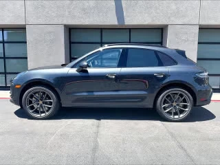 2026 Porsche Macan GTS - Image 9 of 31