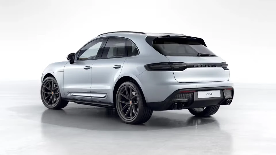 2026 Porsche Macan GTS - Image 19 of 30