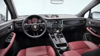 2026 Porsche Macan GTS - Image 25 of 31