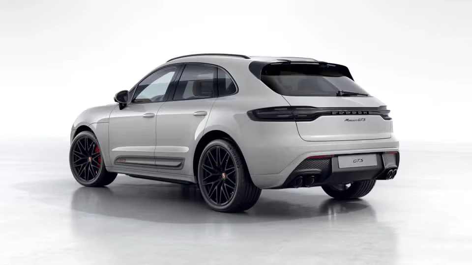 2026 Porsche Macan GTS - Image 19 of 31