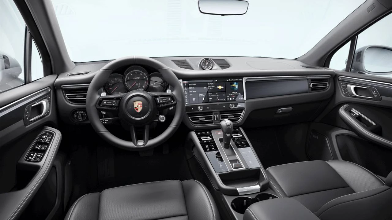 2026 Porsche Macan GTS - Image 9 of 10