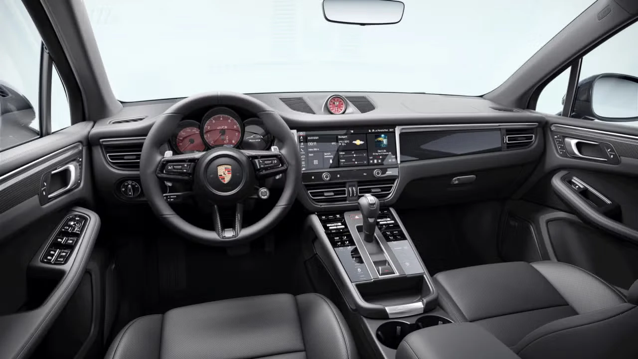 2026 Porsche Macan GTS - Image 28 of 31